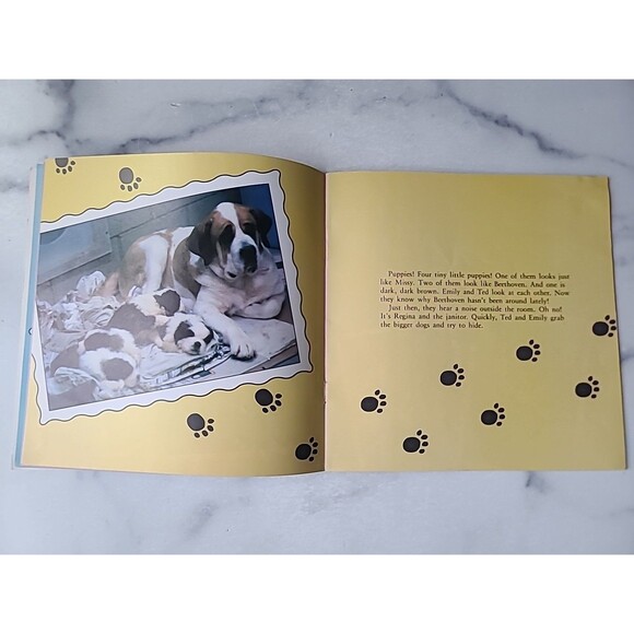 Beethoven's 2nd: Puppy Love Paperback Picture Book Dogs - Picture 5 of 10